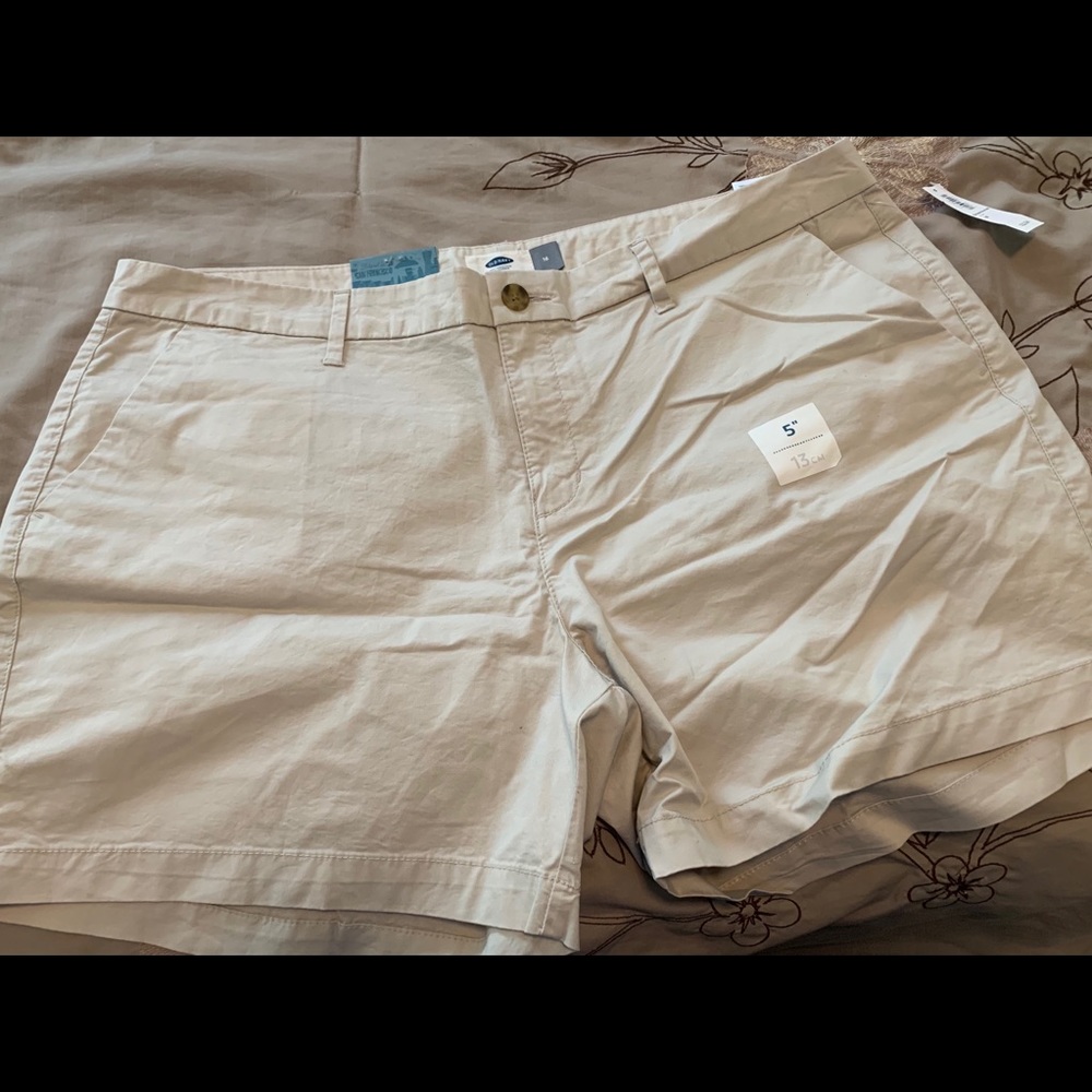 NWT Old Navy 5” Shorts